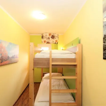 Appartement Heidi-1 *